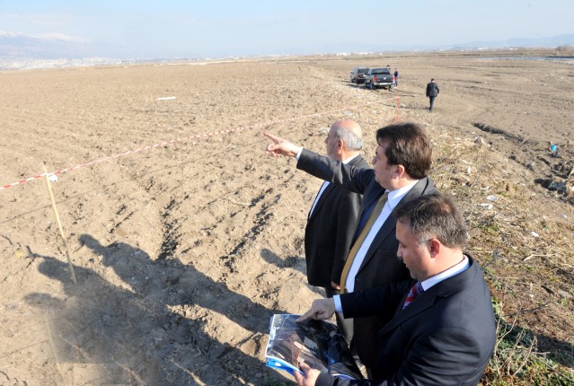 BAŞKAN ERKOÇ’TAN YENİ KÖPRÜ VE YOL İNCELEMESİ