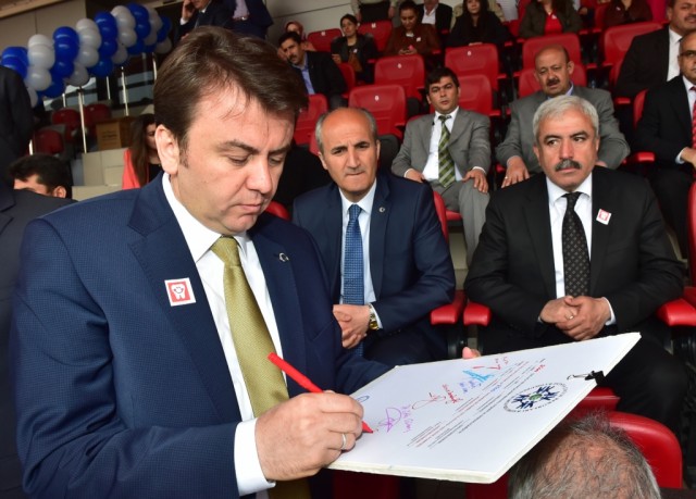 Diş Fırçalama Rekoru Kırıldı - 11