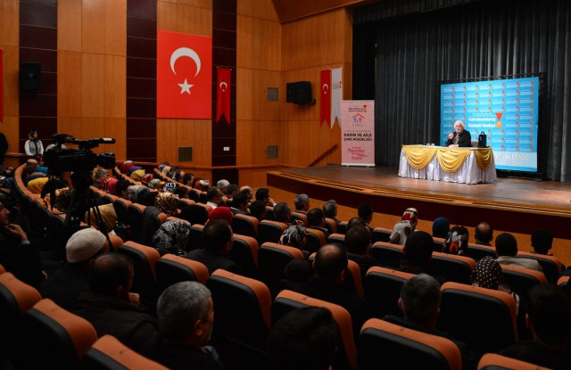 OSMANLI’DA KADIN VE AİLE ANLATILDI - 6
