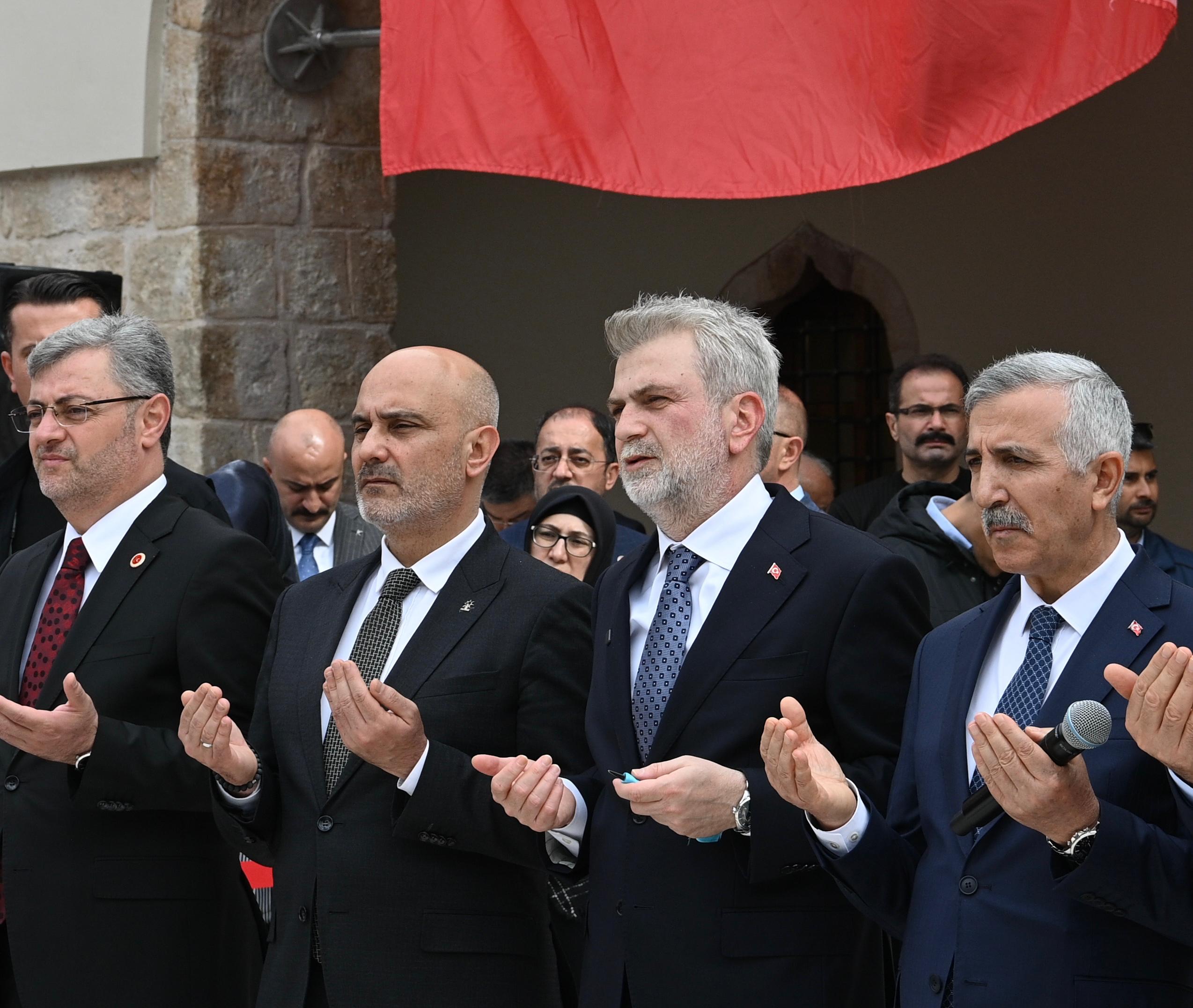 Tarihi Ulu Camii Törenle İbadete Açıldı - 12