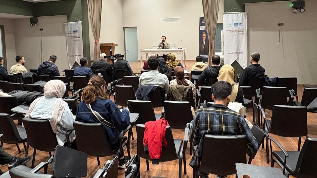 Yazarlık Akademisi’nde Yazının Derinliklerine Yolculuk
