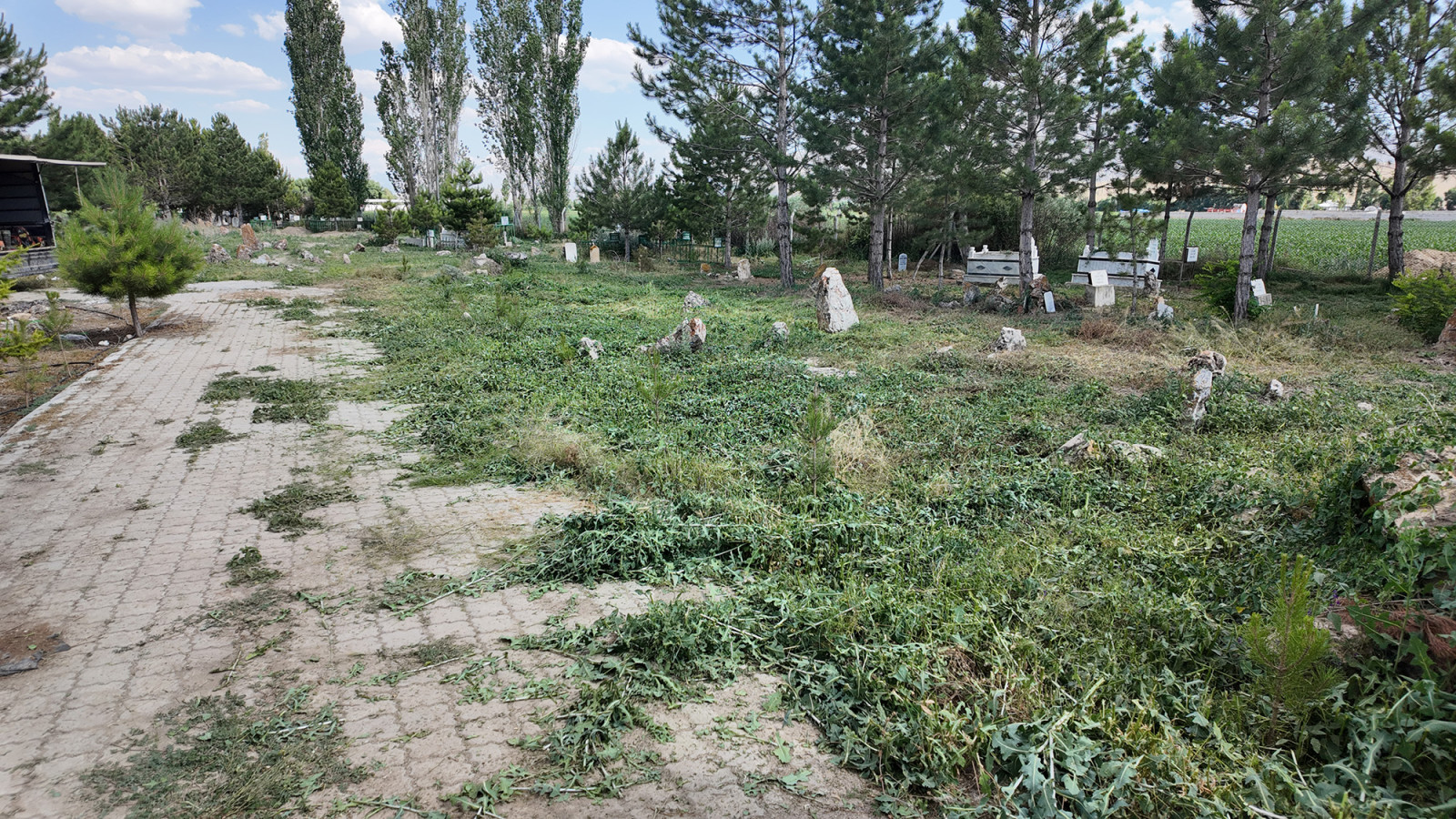 Büyükşehir’den Elbistan’daki 15 Mahalle Mezarlığına Kapsamlı Hizmet