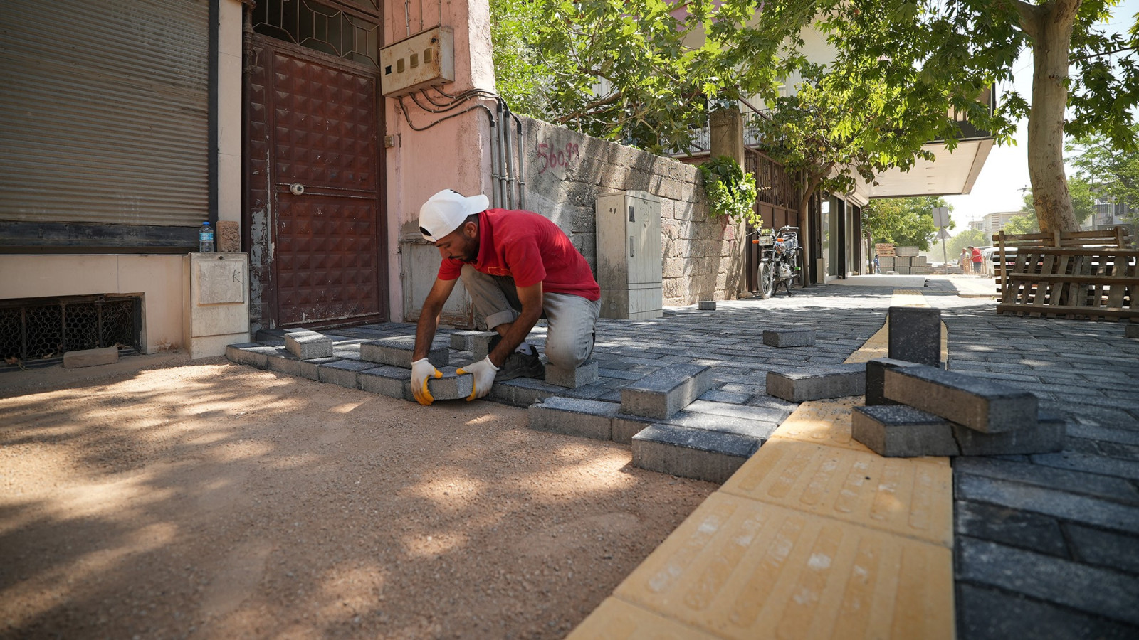 Dulkadiroğlu Hacı Murat Caddesi Modern Görünüme Kavuşuyor