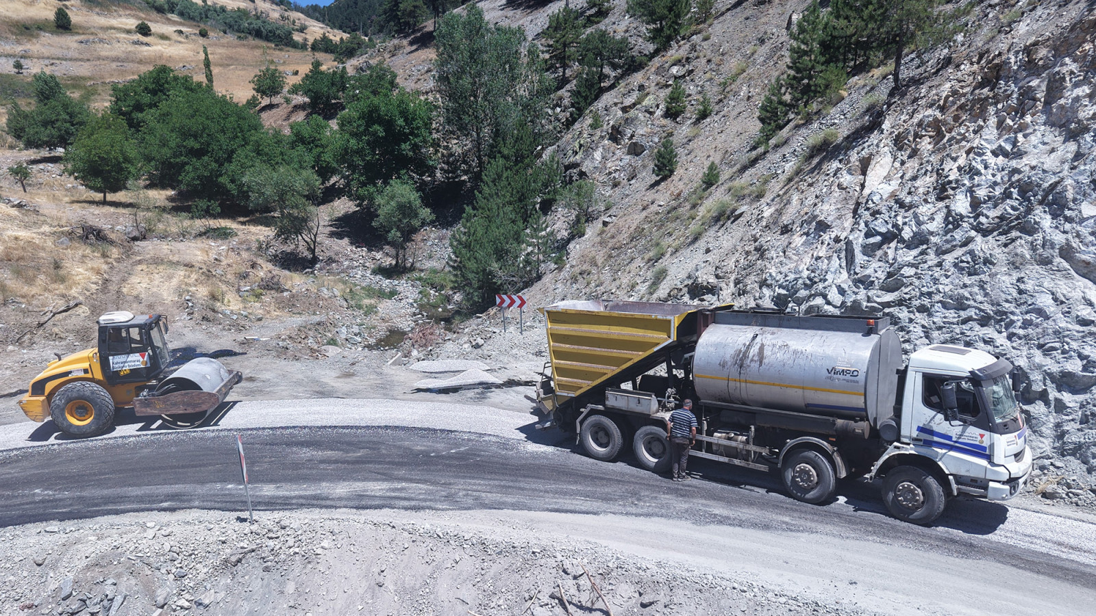 Büyükşehir’den Ekinözü Kırsalında Ulaşıma Güç Katan Yatırım