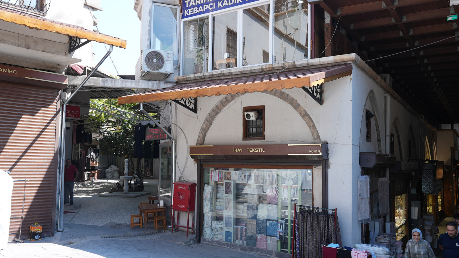 Büyükşehir’den Saraçhane Meydanı’na Tarihle Uyumlu Düzenleme