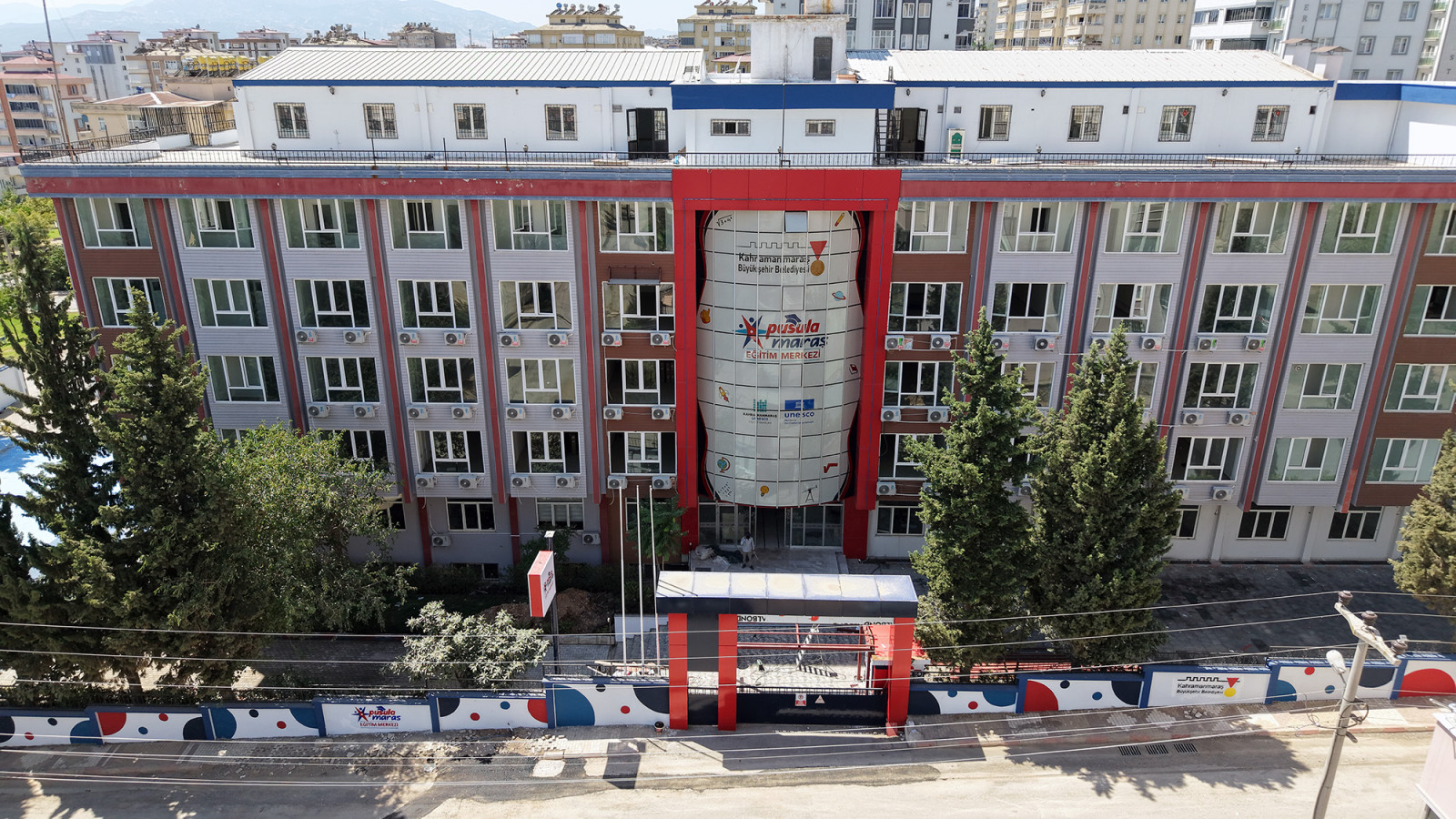 Gençlerin Sınav Hazırlığında Yeni Adresi; Pusula Maraş Eğitim Merkezi