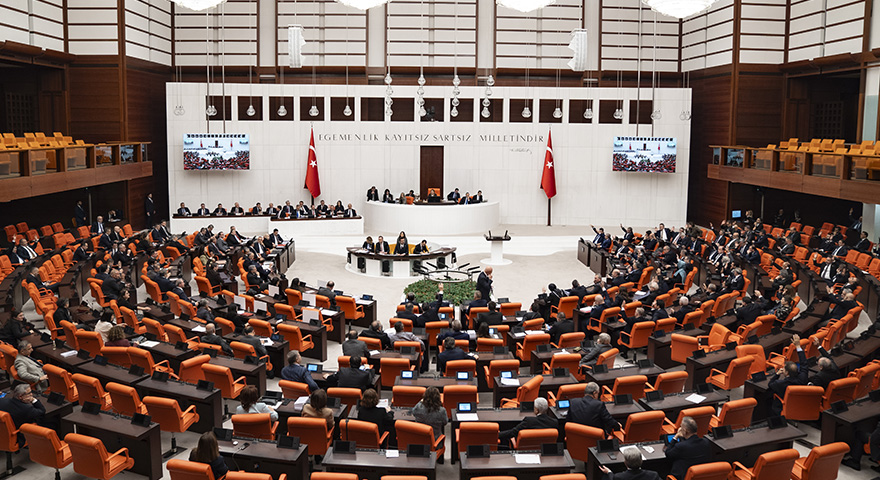 Şehit Aileleri VE Gazilerin Haklarına Yönelik Düzenlemeleri İçeren Kanun Teklifi TBMM Genel Kurulunda Kabul Edildi