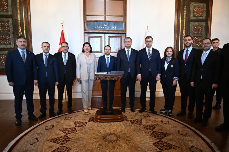 Adalet Bakanı Akın Gürlek, “Türkiye Yüzyılı Buluşmaları” Kapsamında Adana’yı Ziyaret Etti