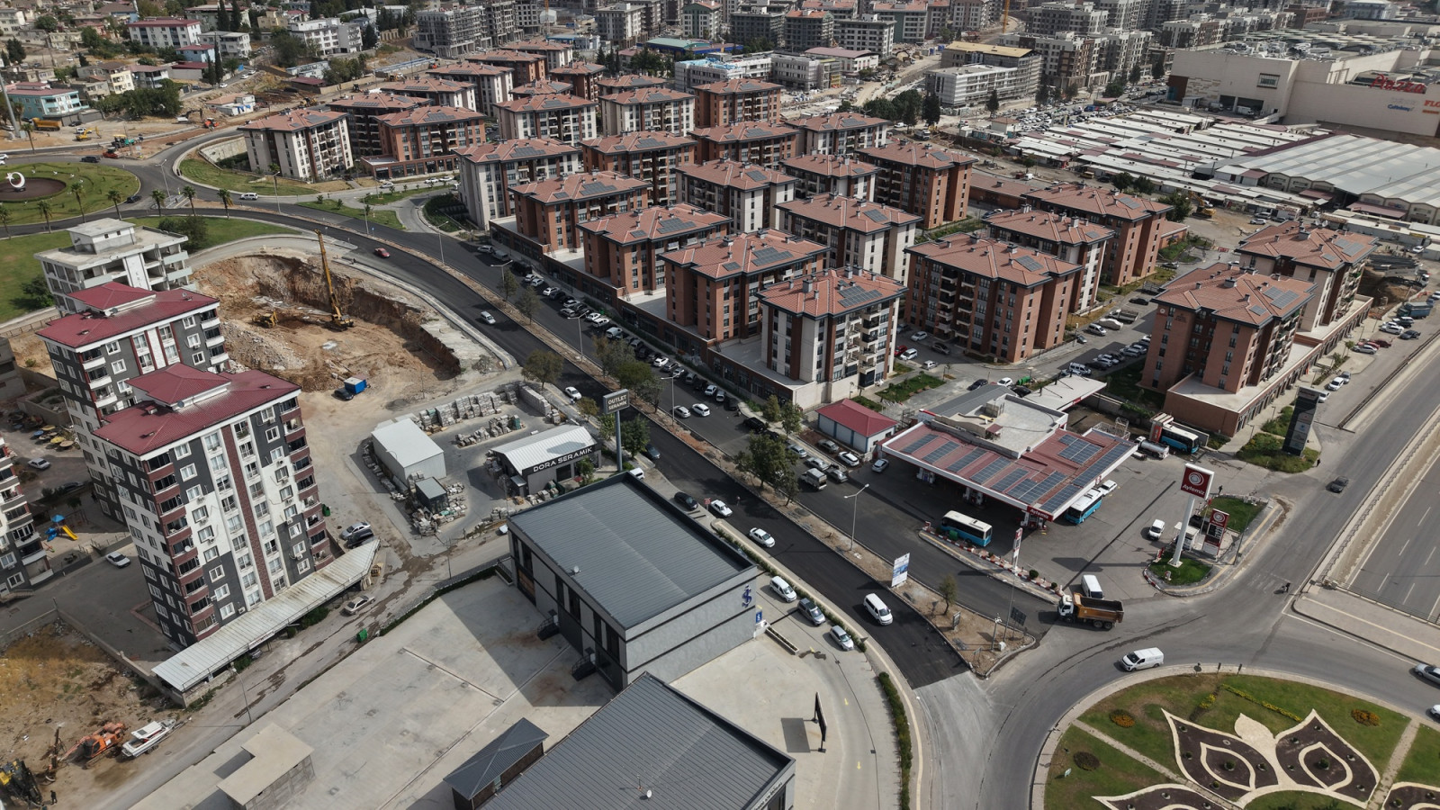 Ali Sezal Bulvarı Baştan Sona Asfaltlanıyor