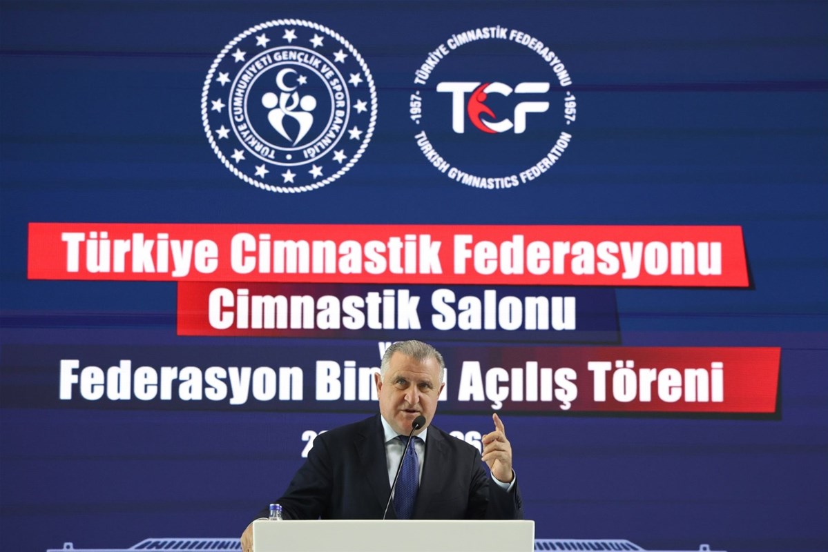Bakan Bak: “Türk Sporunda Büyük Yatırımlar Var”
