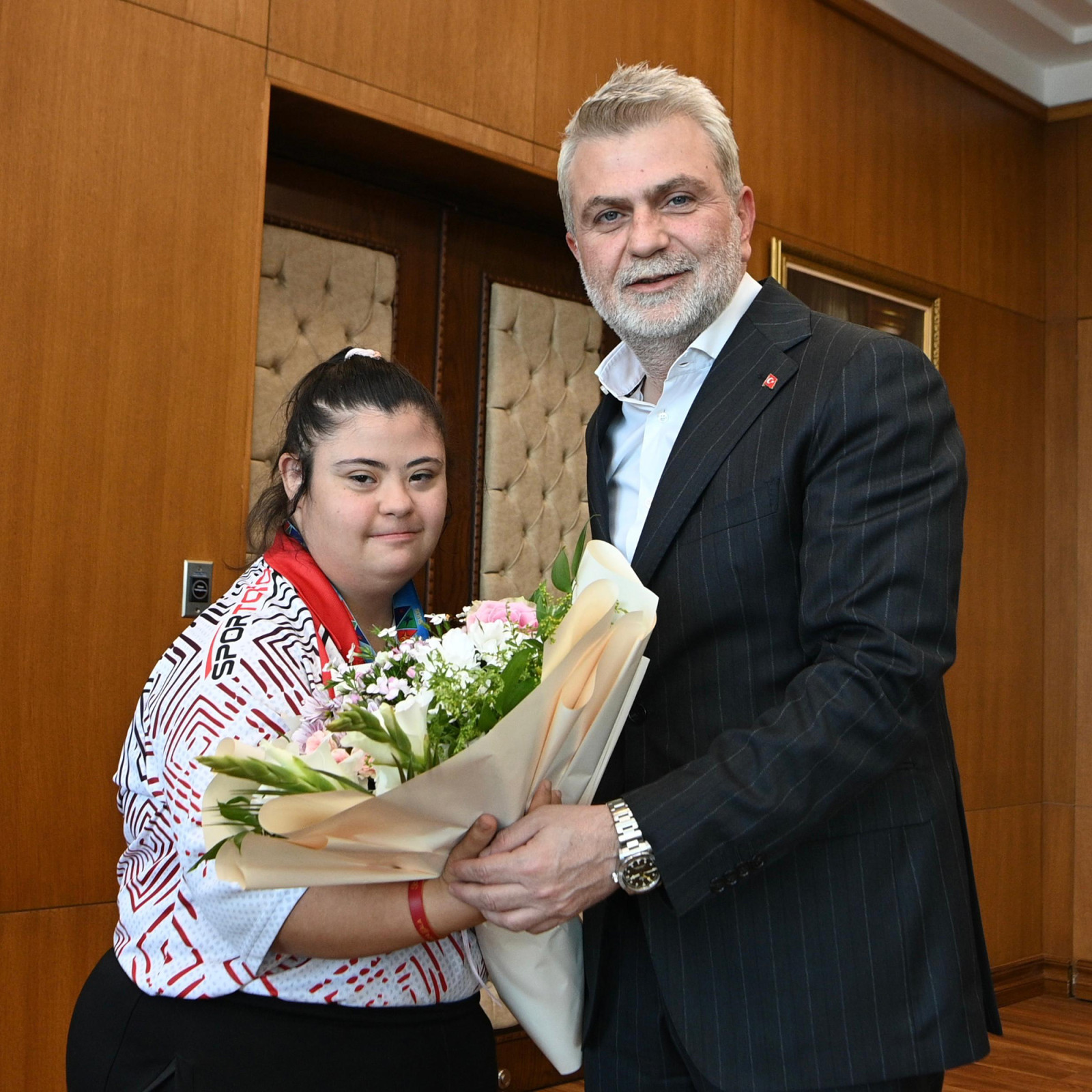 Başkan Görgel, Judo Dünya Şampiyonu Zeynep Sude’yi Misafir Etti