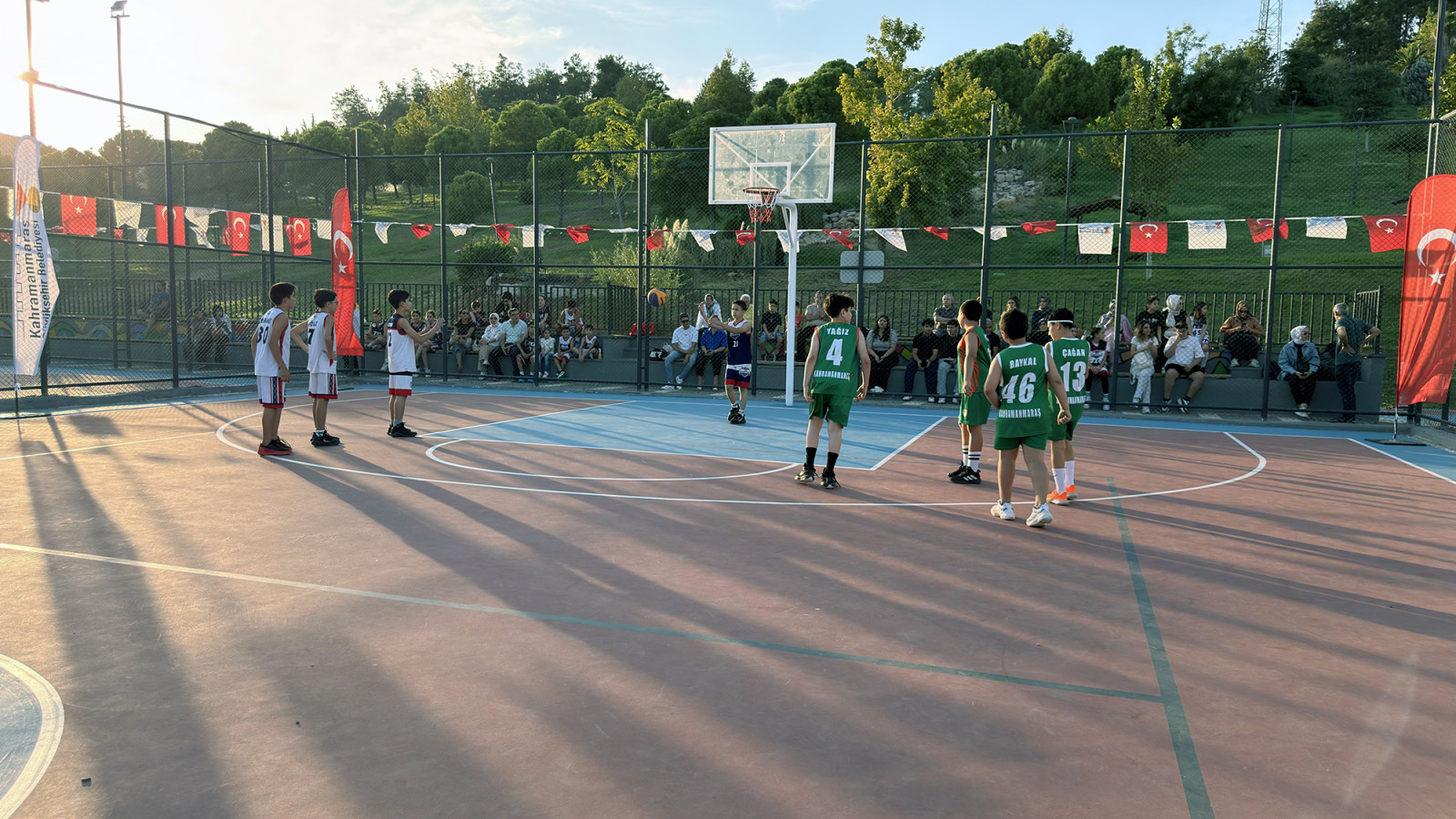 Büyükşehir, Basketbolun Yıldızlarını Aynı Potada Buluşturdu