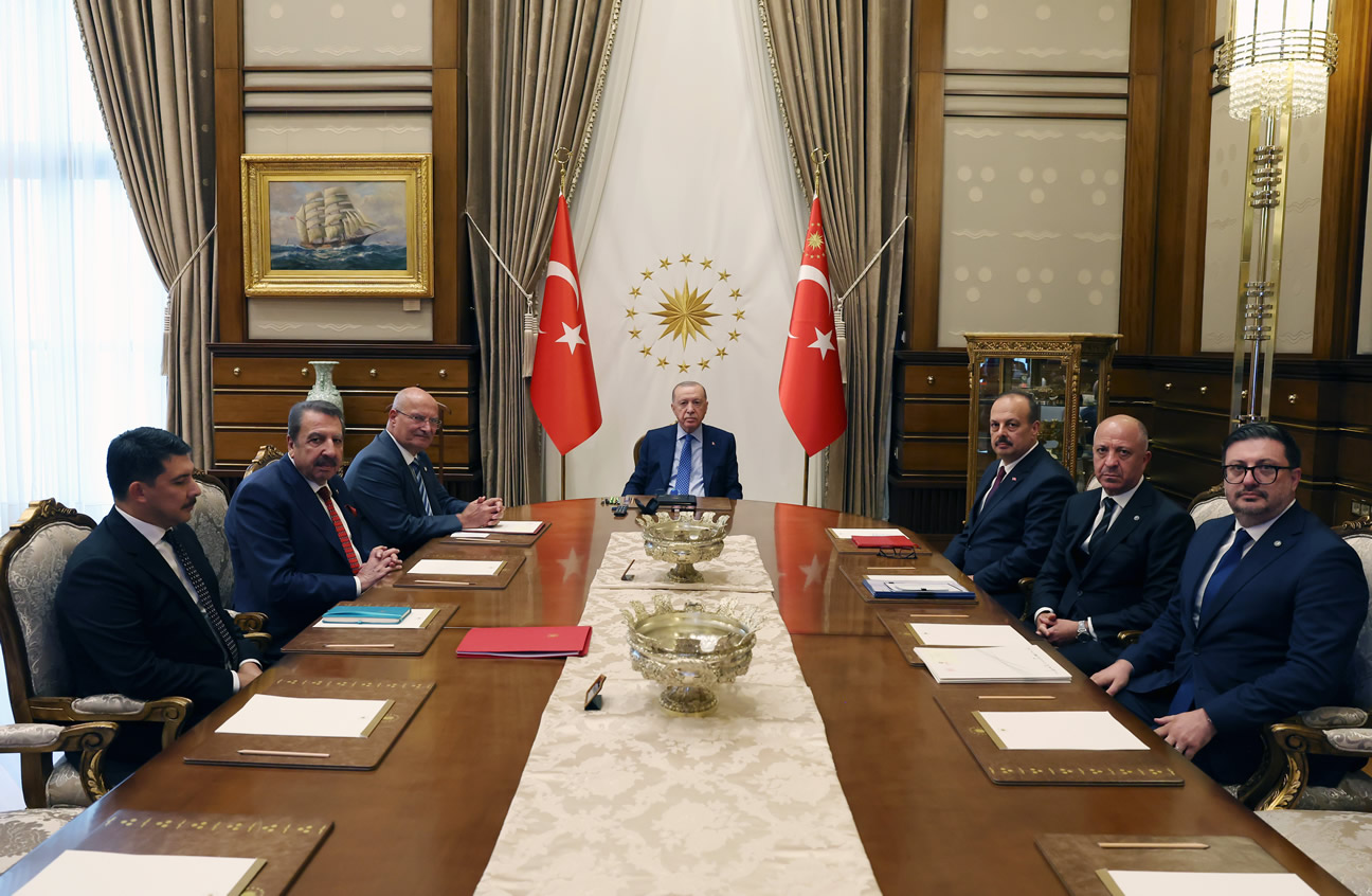 Cumhurbaşkanı Erdoğan, Ankara Valisi Canbolat ve beraberindeki heyeti kabul etti