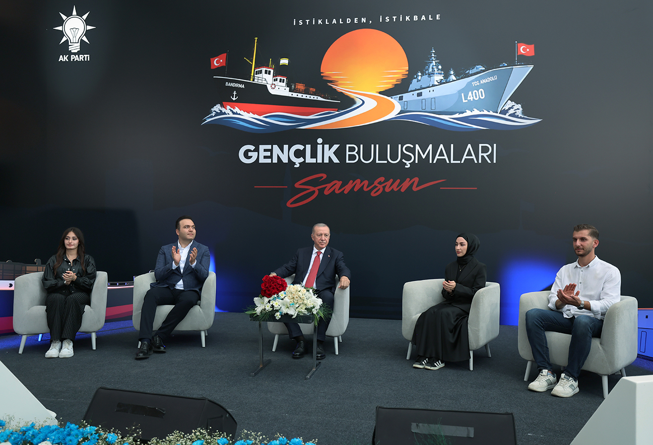 Cumhurbaşkanı Erdoğan, Samsun’da gençlerle bir araya geldi