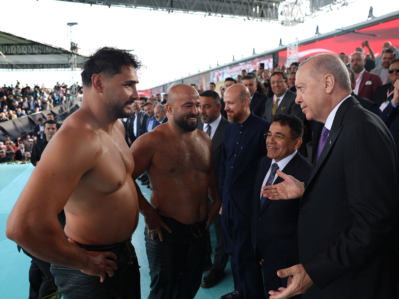 Cumhurbaşkanı Erdoğan, Yağlı Güreş Cumhurbaşkanlığı Kupası'nın final müsabakasını izledi