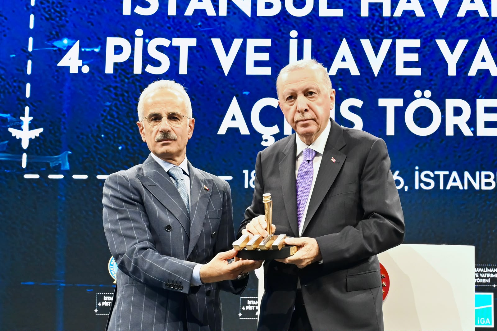 Cumhurbaşkanı Erdoğan’ın Talimatıyla 4. Pistten İlk Uçak Havalandı