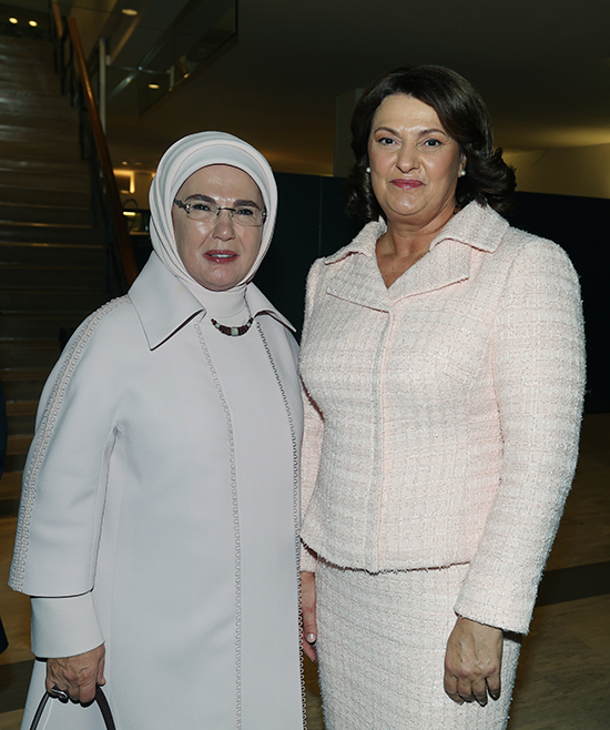 Emine Erdoğan, BM'de çocuklar için güvenli dijital sistemlerin inşasına ilişkin programa katıldı