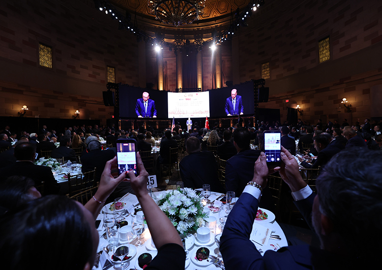 Erdoğan: “Müslümanlardan entegre olmaları değil, asimile olmaları bekleniyor”