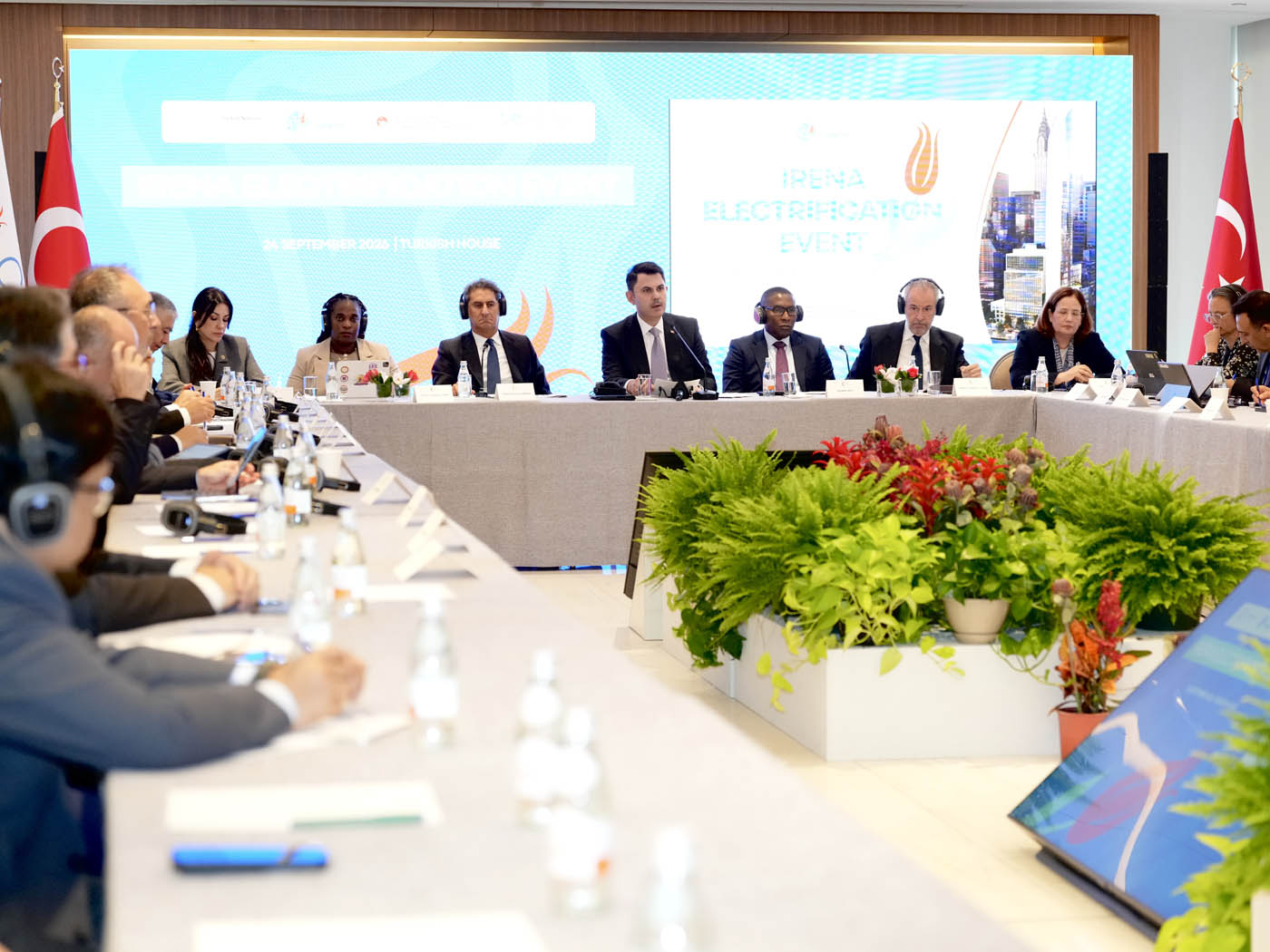 New York’ta Irena Elektrifikasyon Günü Bakanlar Toplantısı