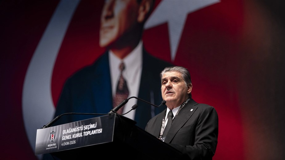 Bakan Bak, Başkanlığa Yeniden Seçilen Serdal Adalı’yı Tebrik Etti