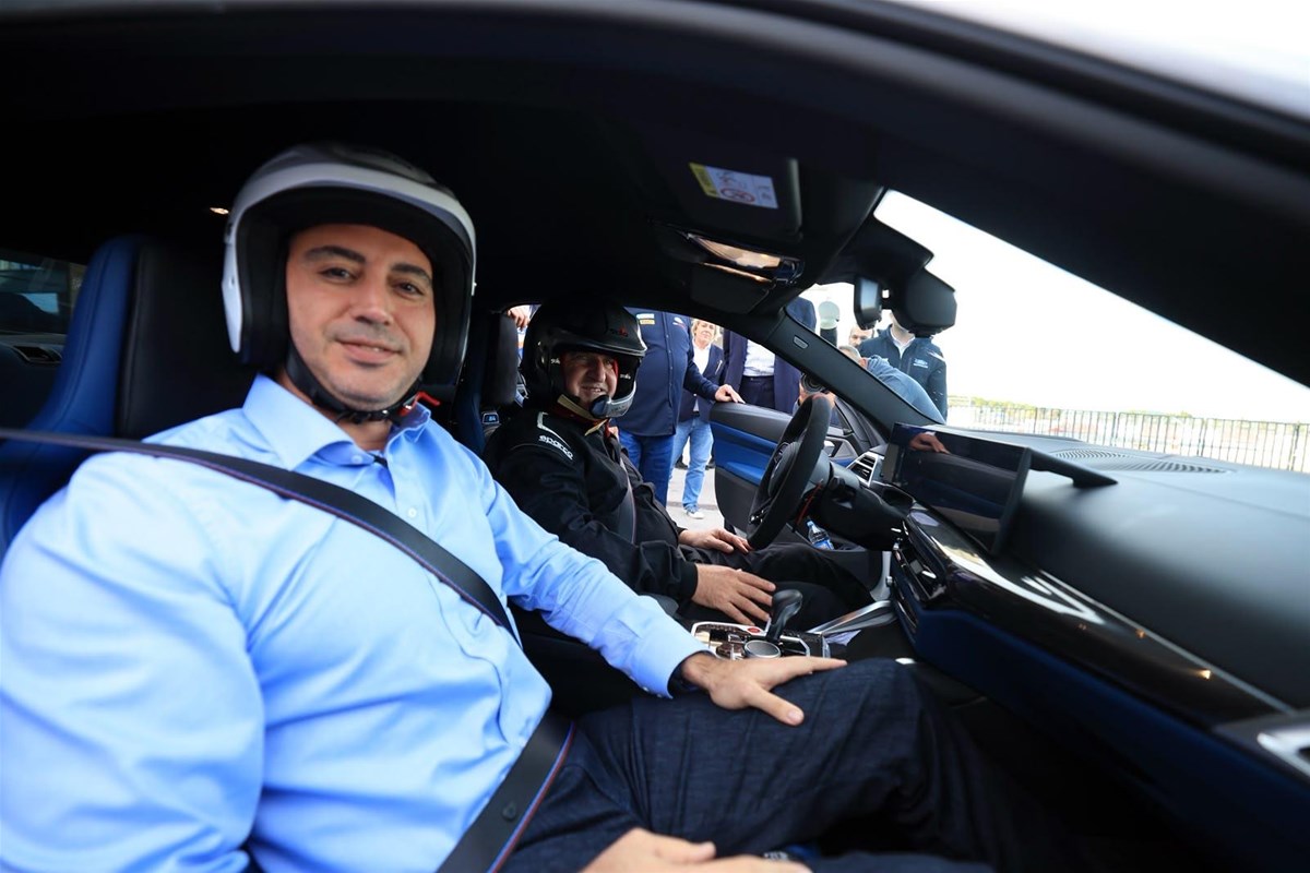 Bakan Bak Formula 1 Öncesi İstanbul Park’ta Sürüş Yaptı