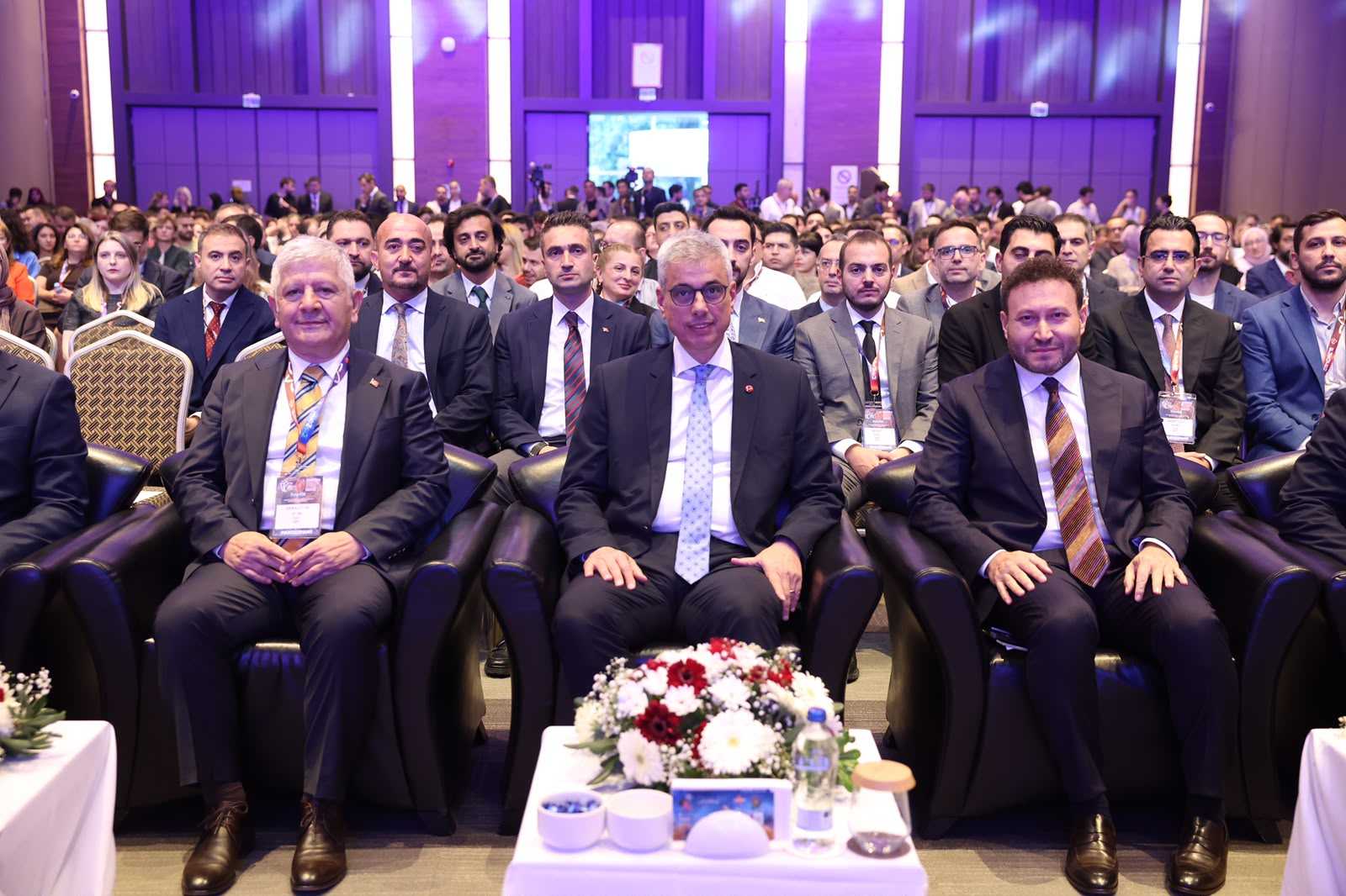 Bakan Memişoğlu 6. Uluslararası Acil Tıp Kongresi’nin Açılışına Katıldı