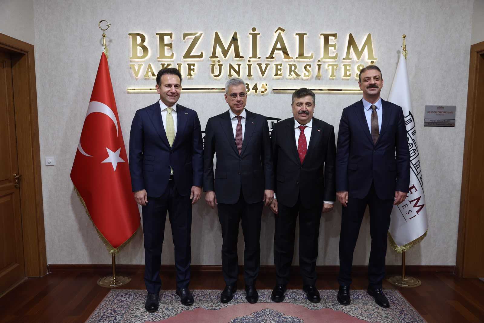 Bakan Memişoğlu Bezmiâlem Vakıf Üniversitesi Akademik Yıl Açılış Töreni’ne Katıldı