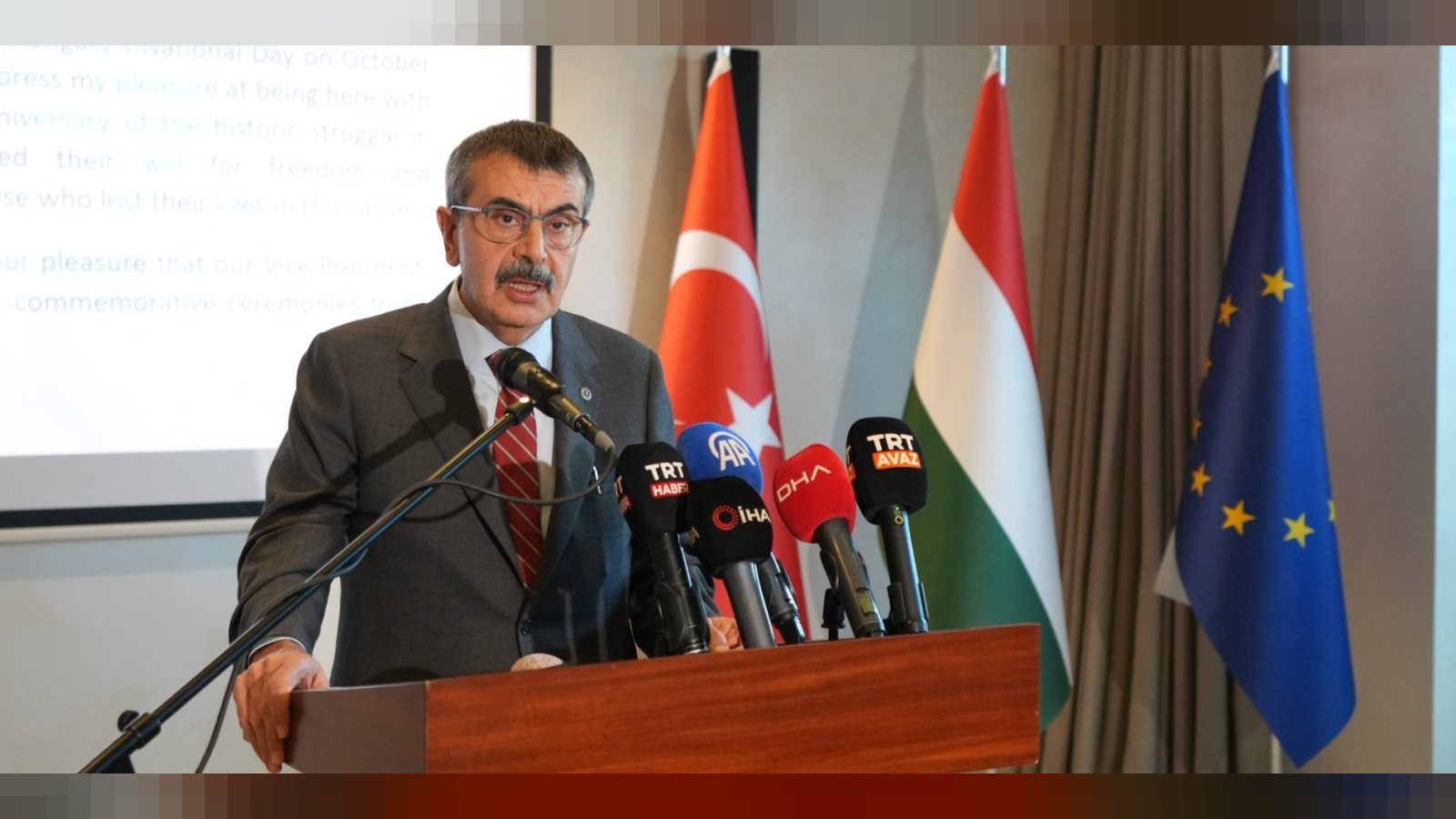 Bakan Tekin, Macaristan Millî Günü Resepsiyonuna Katıldı