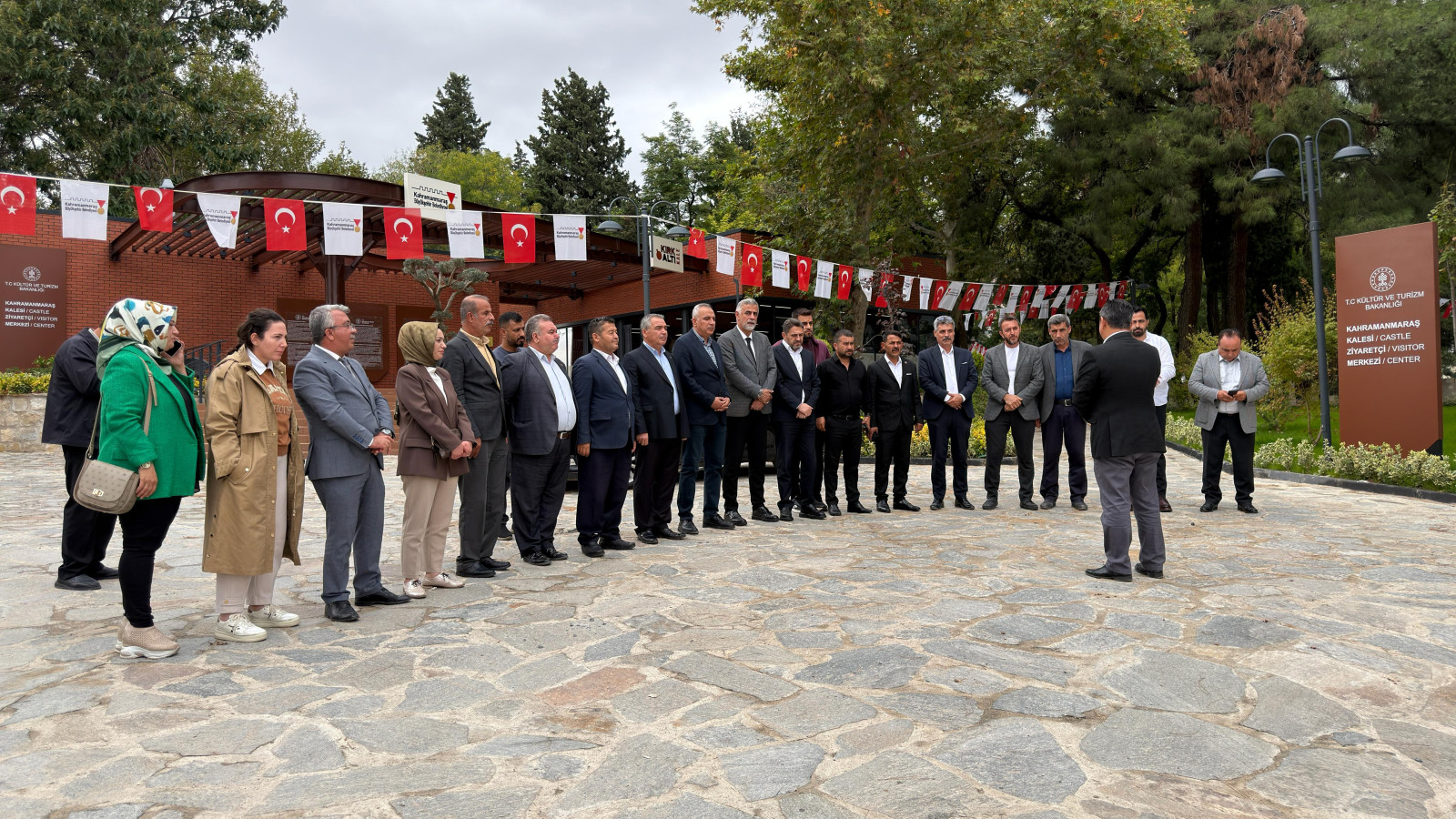 Büyükşehir’den Muhtarlara Kahramanmaraş Kalesi’nde Tarih Yolculuğu