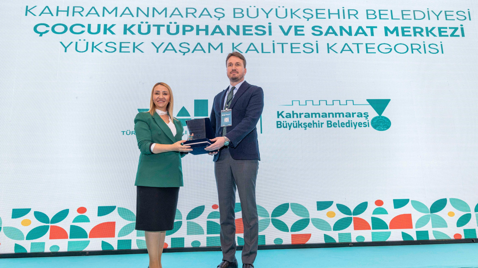 Büyükşehir’in Çocuk Sanat Merkezi’ne Yüksek Yaşam Kalitesi Ödülü