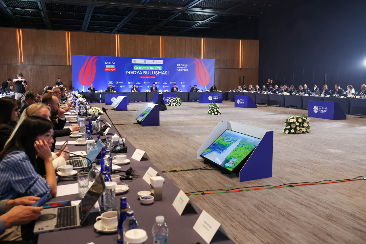 COP31 Başkanı Kurum, Genel Yayın Yönetmenlerine COP31 Hazırlıklarını Anlattı