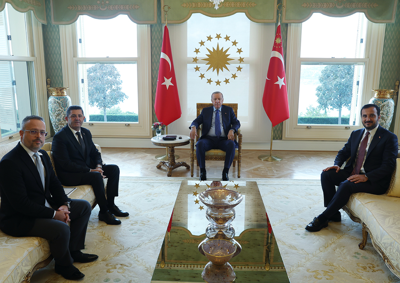 Cumhurbaşkanı Erdoğan, Çekmeköy Belediye Başkanı Çerkez'i kabul etti
