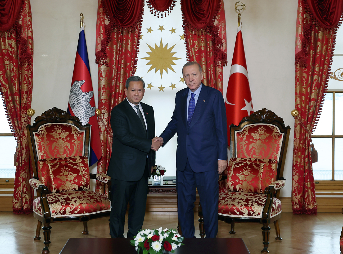 Cumhurbaşkanı Erdoğan, Kamboçya Başbakanı Manet ile görüştü
