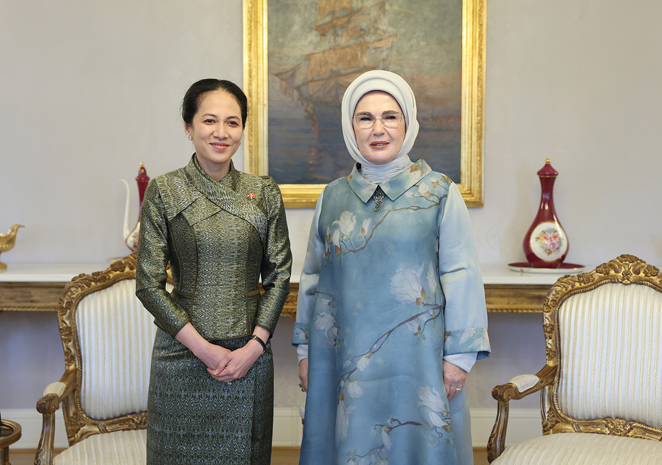 Emine Erdoğan, Kamboçya Başbakanı Manet'in eşi Chanmony ile görüştü