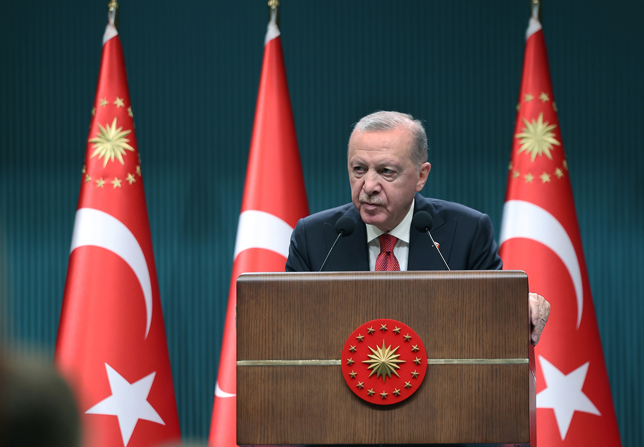 Erdoğan: “Gençlerimizin eğitimine, istihdamına ve geleceğine desteğimizi artırarak sürdüreceğiz”