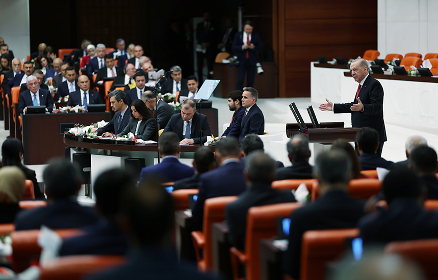 Erdoğan: “Terörsüz Türkiye çabaları Türkiye’nin gücüne güç katmış, bölgemizde yeni bir rüzgâr estirmiştir”