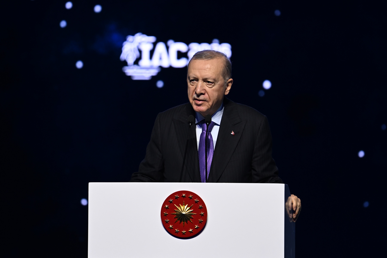 Erdoğan: “Türkiye'nin uzay yarışında geri kalmasına asla müsaade etmedik”
