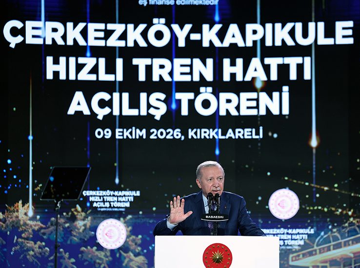 Erdoğan: “Türkiye’ye çağ atlattığımız alanların başında ulaştırma yatırımları bulunuyor”