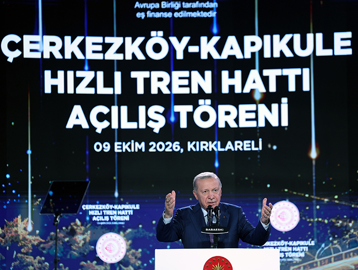 Erdoğan: “Türkiye’ye çağ atlattığımız alanların başında ulaştırma yatırımları bulunuyor”