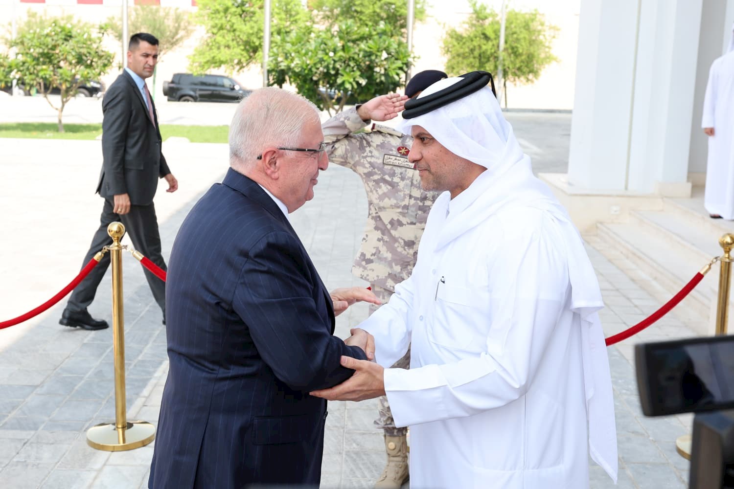 Millî Savunma Bakanı Yaşar Güler, Katar Başbakan Yardımcısı ve Savunma Bakanı Şeyh Saud Bin Abdulrahman Al Sani ile Bir Araya Geldi