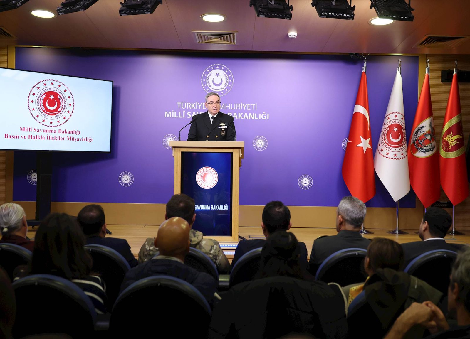 Millî Savunma Bakanlığında Haftalık Basın Bilgilendirme Toplantısı Gerçekleştirildi