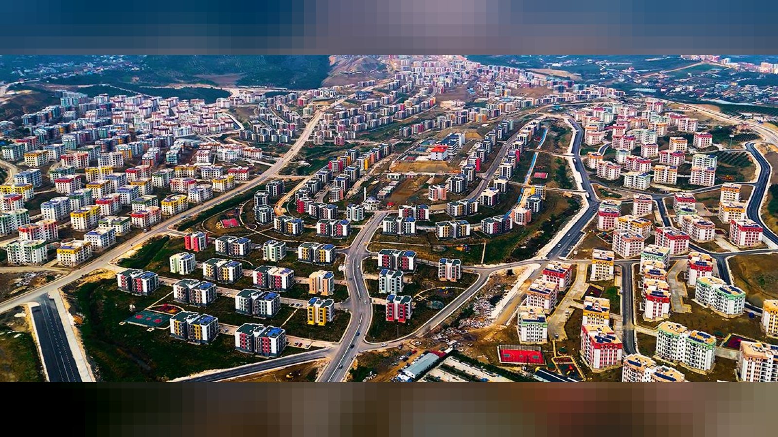 Rusya Basınından Asrın İnşa Seferberliğine Övgü “15. Günde İlk Kalıcı Konutların Temelleri Atıldı”