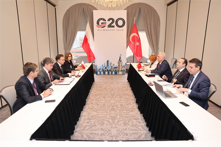 Ticaret Bakanı Ömer Bolat, G20 Zirvesi’nde Polonyalı Mevkidaşı Domański ile Kapsamlı Bir Görüşme Gerçekleştirdi 01.10.2026