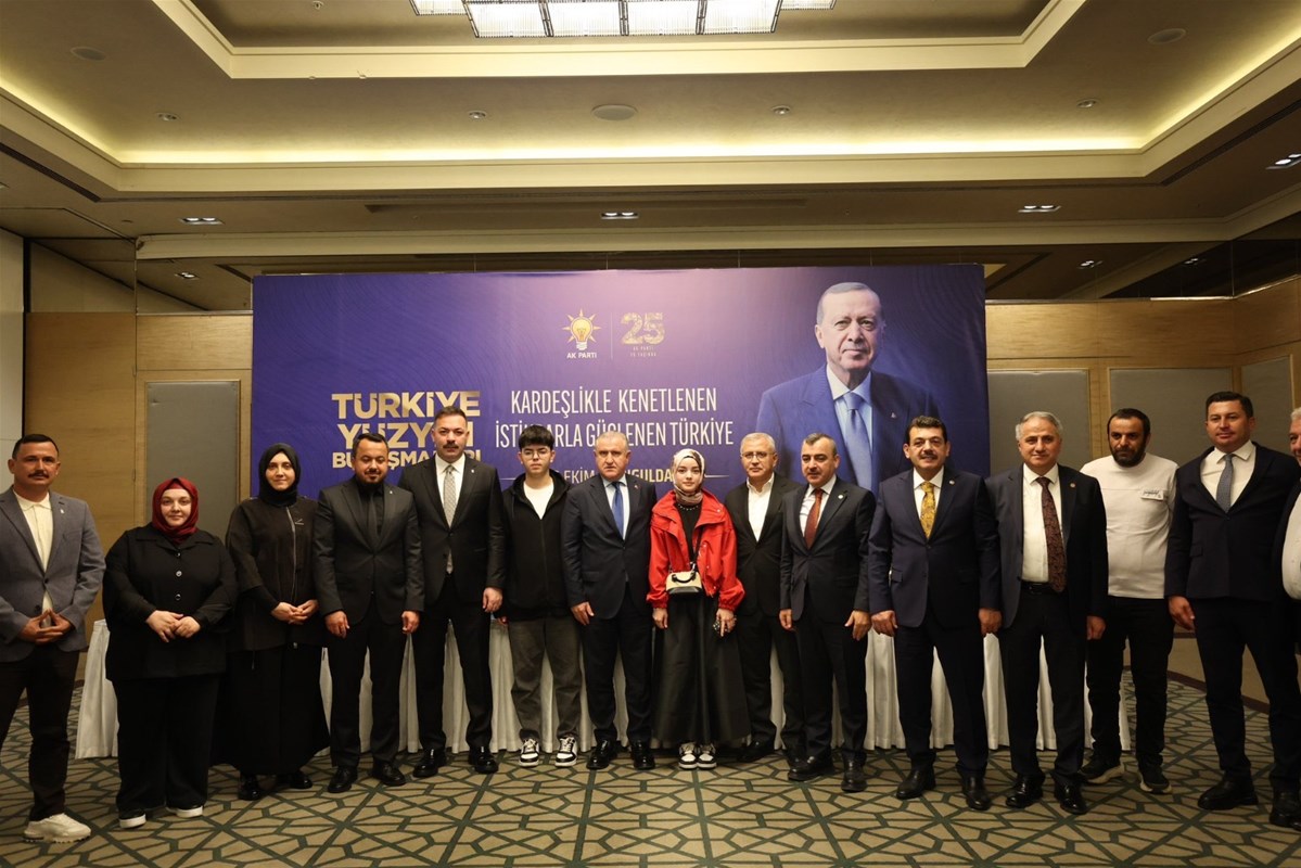“Türkiye, Dünyada Eşi Benzeri Olmayan Öğrenci Barınma Sistemini Yönetiyor”
